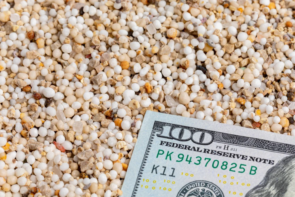 Nota de dólar sobre fertilizantes.