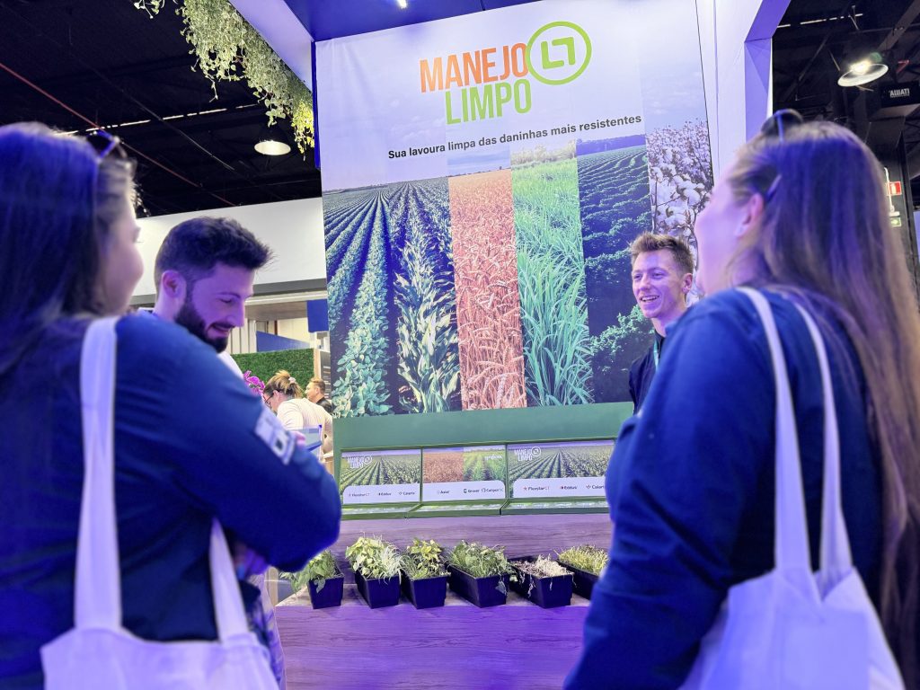 Espaço "Manejo Limpo" no estande da Syngenta 33º Congresso Brasileiro da Ciência das Plantas Daninhas